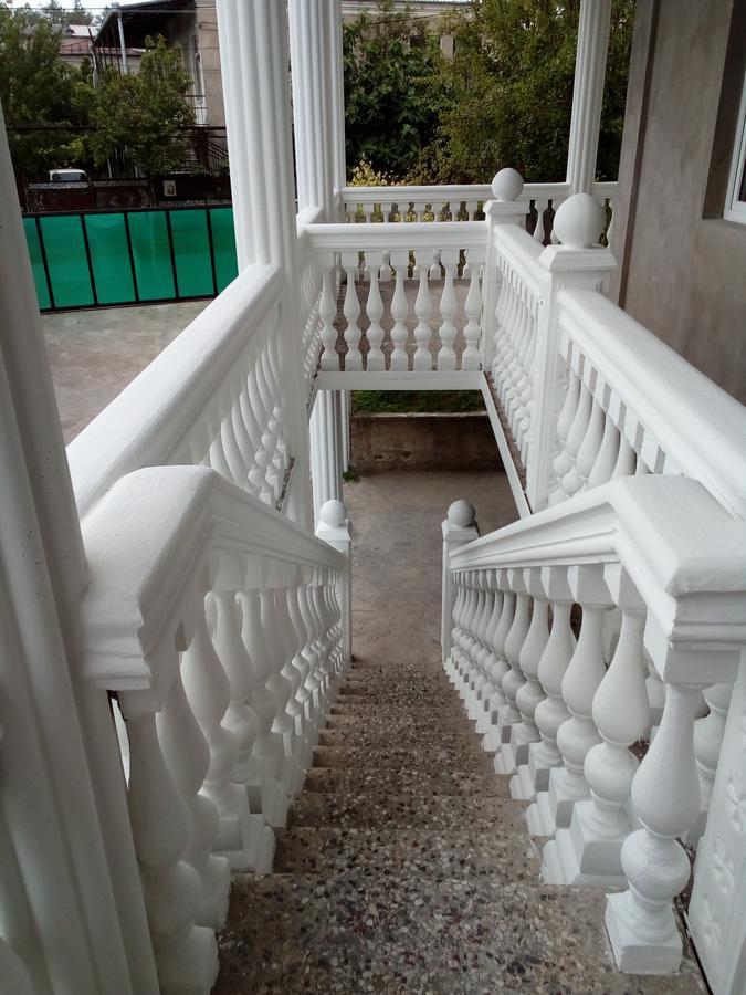 Tskaltubo Guest House On Mirian Mepe Exterior photo